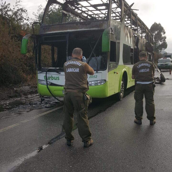 Labocar investiga causas del incendio del Tur bus que viajaba a Valdivia 