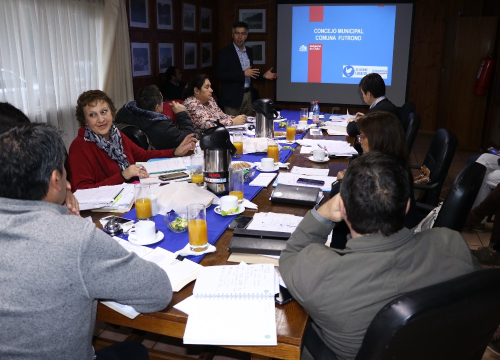 Sernatur Los Ríos presenta avances y plan de trabajo a 12 concejos ... - Diario Futrono