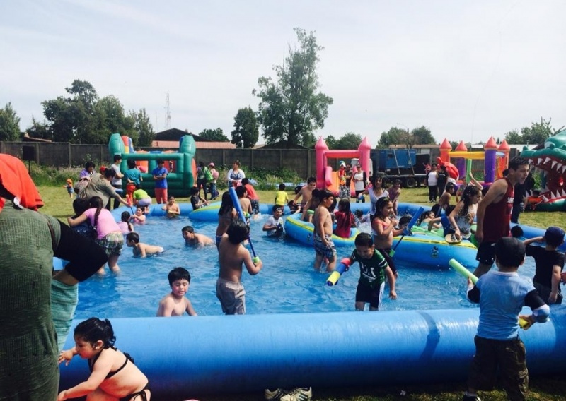 Entrega de regalos en Futrono se convirtió en una inolvidable fiesta infantil