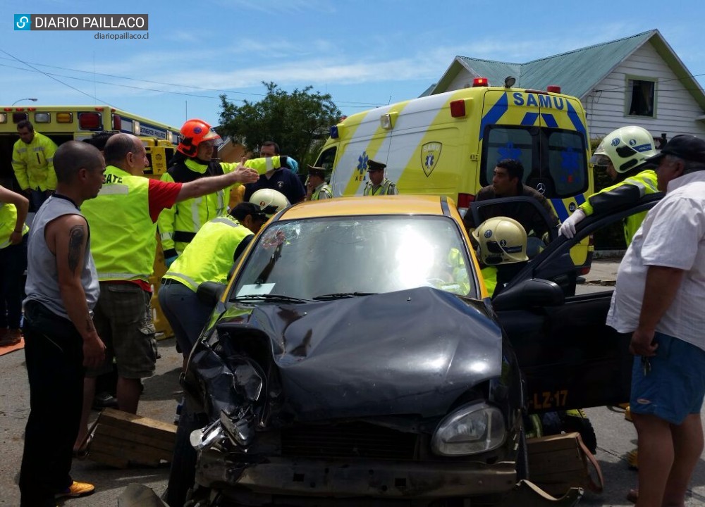 Tres personas resultaron heridas tras colisión en Paillaco