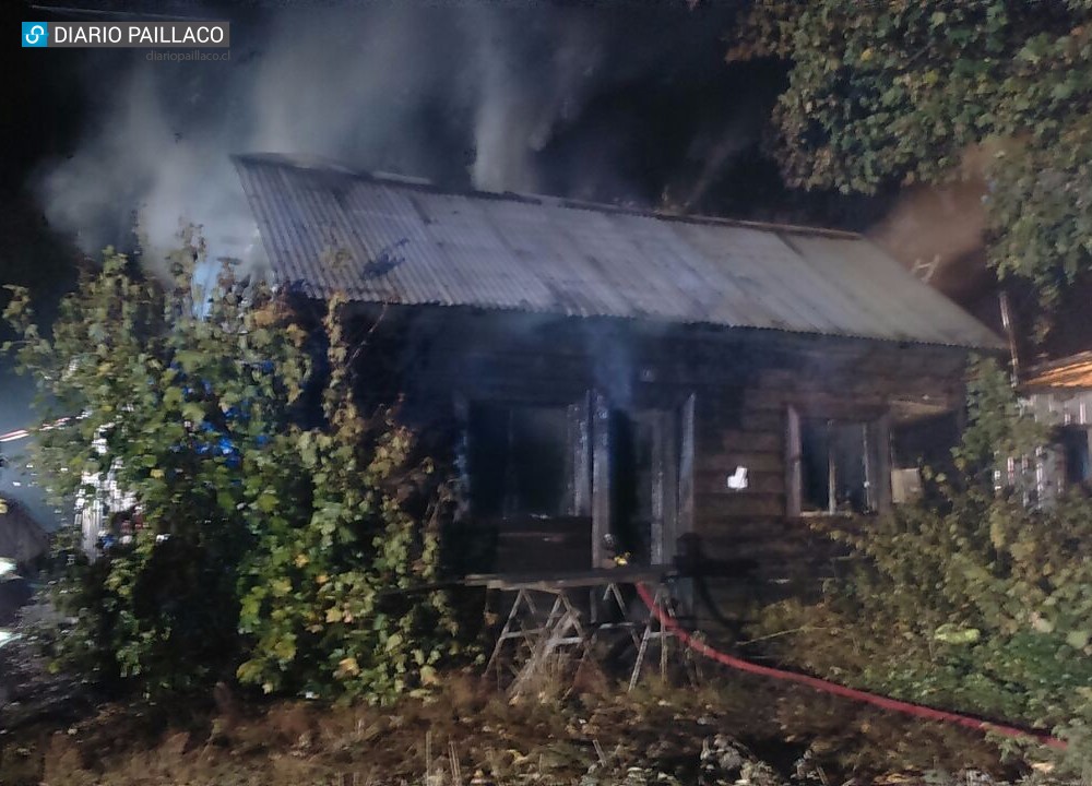 Destruida por las llamas resultó vivienda de conocida familia paillaquina Delgadillo Alún
