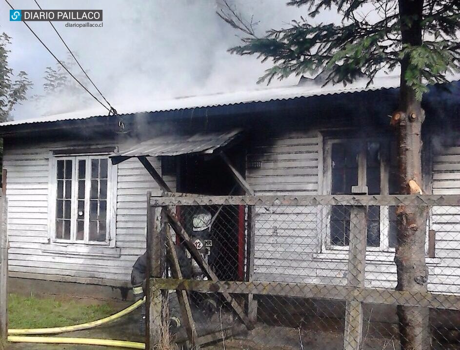 Familia paillaquina perdió su hogar en voraz incendio