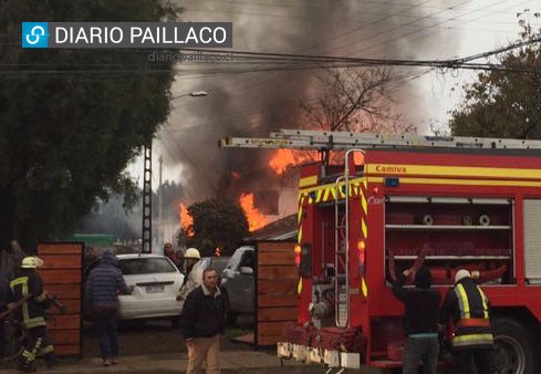 Incendio consumió vivienda de conocida funcionaria municipal de Paillaco