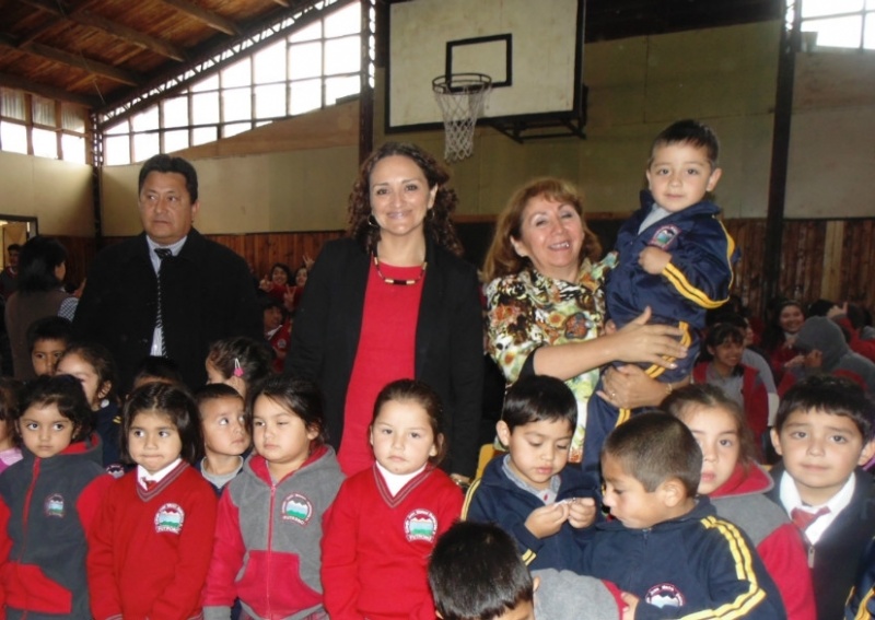 Imágenes de la inauguración oficial del año escolar 2015 en Futrono