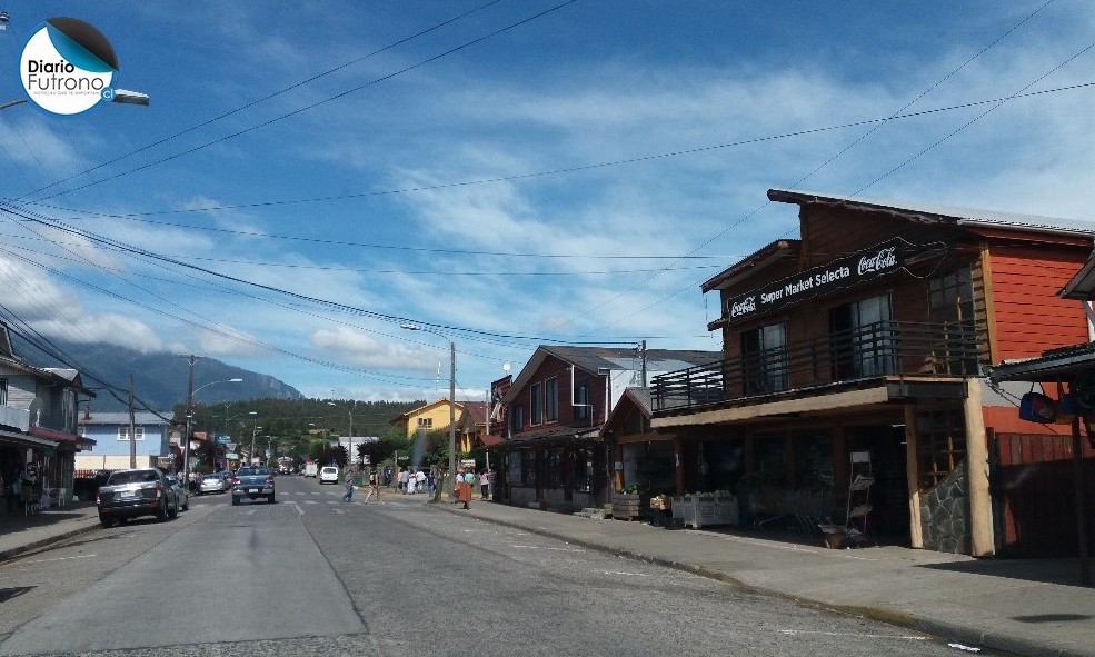 Municipio desafía a la mayoría y pone en marcha cobro de estacionamiento en Futrono