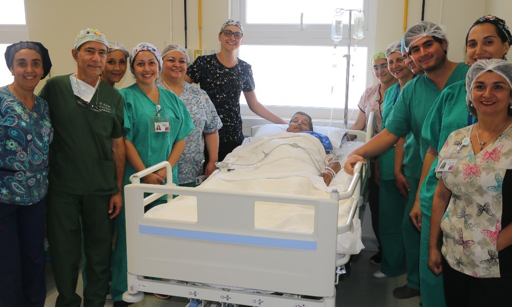 Paciente de Panguipulli inauguró Pabellón Quirúrgico de Hospital de Lanco