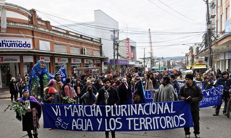 Gran participación en Valdivia por la VI marcha plurinacional por el agua y los territorios