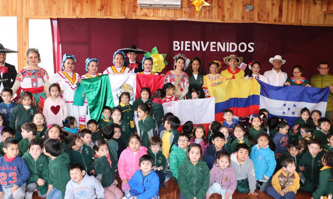 En Futrono partió el XII Festival de Folclor Latinoamericano