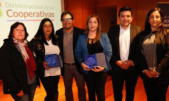 Cooperativa de frambuesas de La Unión fue premiada en la Región Metropolitana