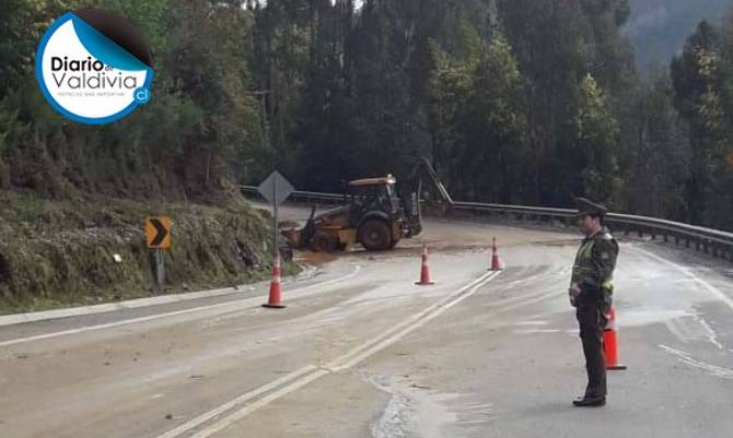 Carabineros confirma restablecimiento del tránsito en la ruta Valdivia-Antilhue-Los Lagos