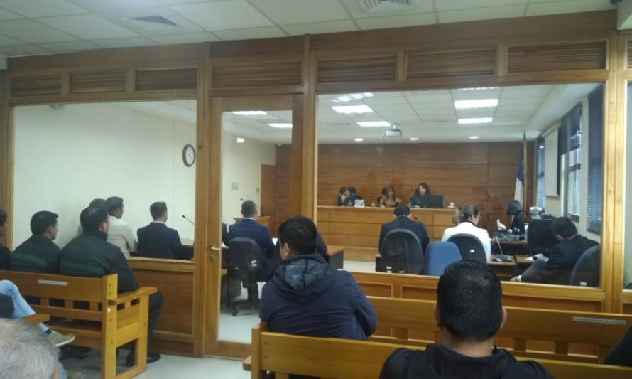 Condenan a 4 gendarmes por tormentos y apremios ilegítimos a internos en la cárcel de Valdivia