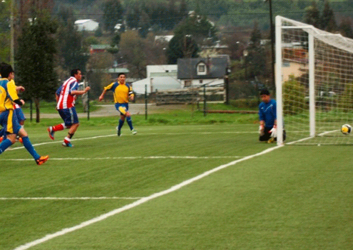 Selección de Fútbol Adulta de Futrono triunfa 2-1 sobre Corral