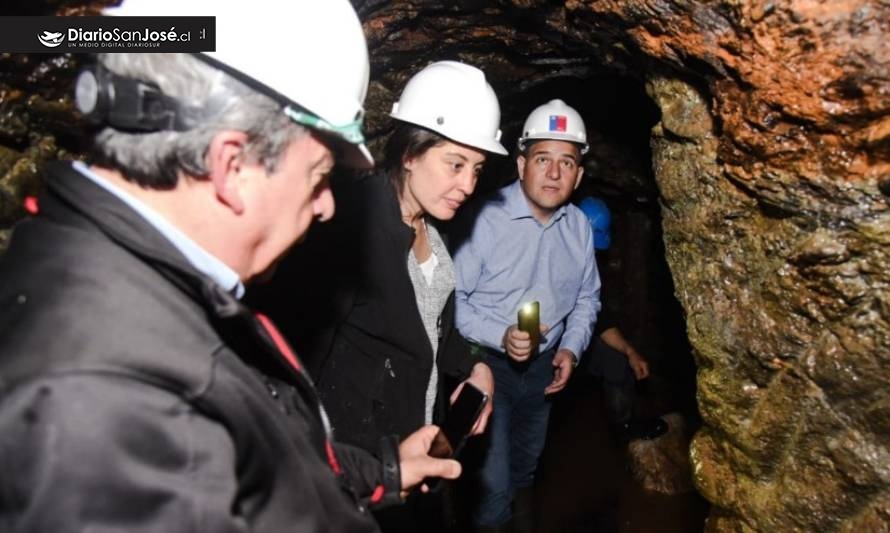 Autoridades visitaron faenas mineras de Mariquina y entregaron incentivos para su modernización