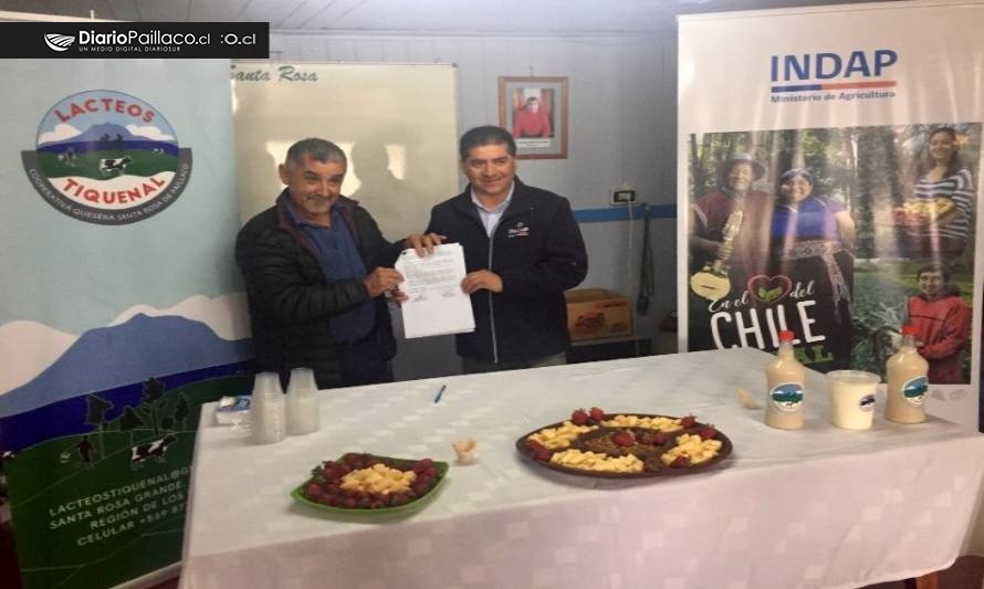 Premiada quesería de Paillaco suscribió convenio con INDAP para aumentar su producción