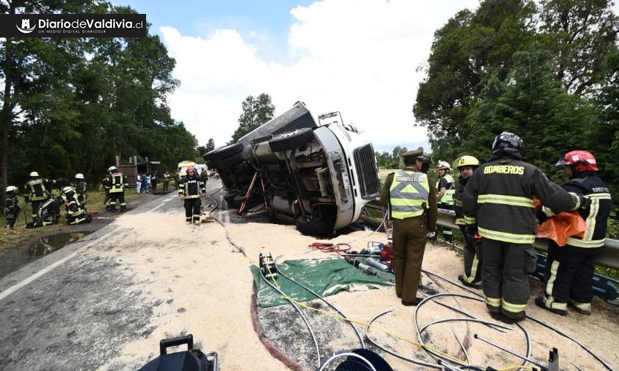 [TRAGEDIA EN MÁFIL] Lactante y mujer embarazada entre los sobrevivientes del accidente carretero 