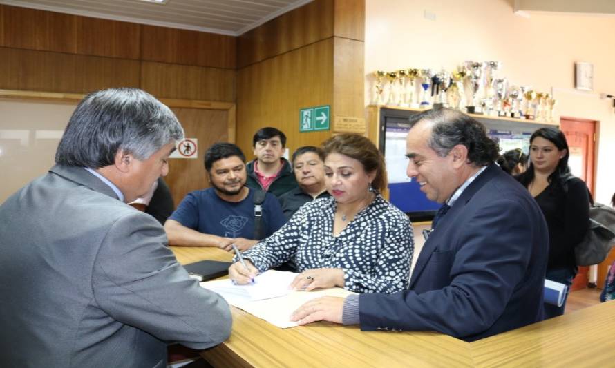 Alcaldesa y concejales ingresaron querella criminal contra quienes resulten responsables por contaminación de Ecosolución