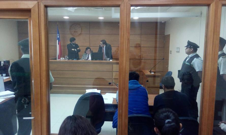 Sujetos que atacaban a víctimas a la salida de bancos en Valdivia quedaron en prisión preventiva