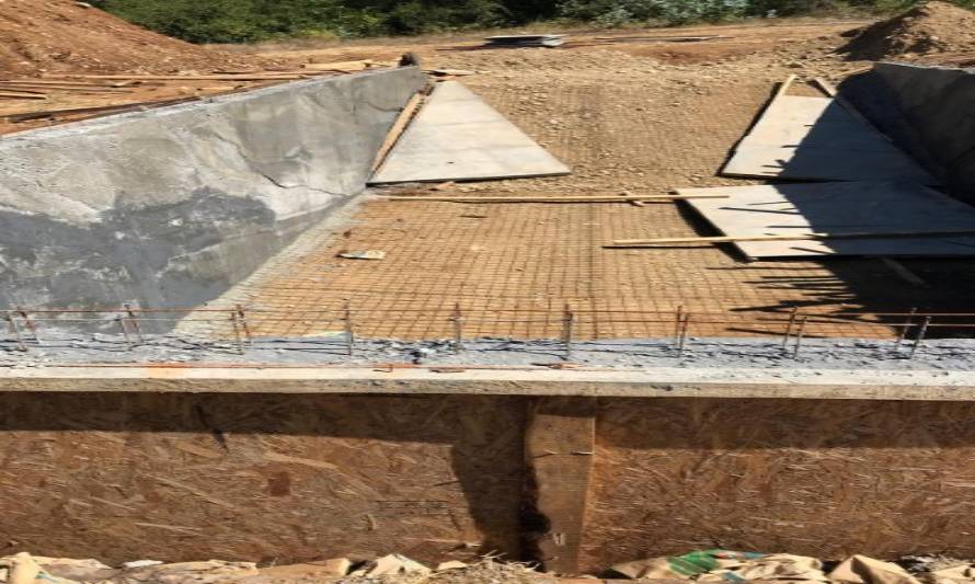 Municipio de Paillaco paralizó construcción de planta de tratamiento de lodos en Demaihue