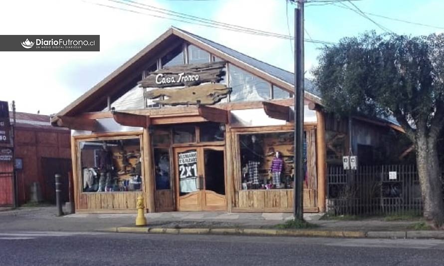 Carabineros de Futrono detuvo a delincuente en pleno robo de una tienda