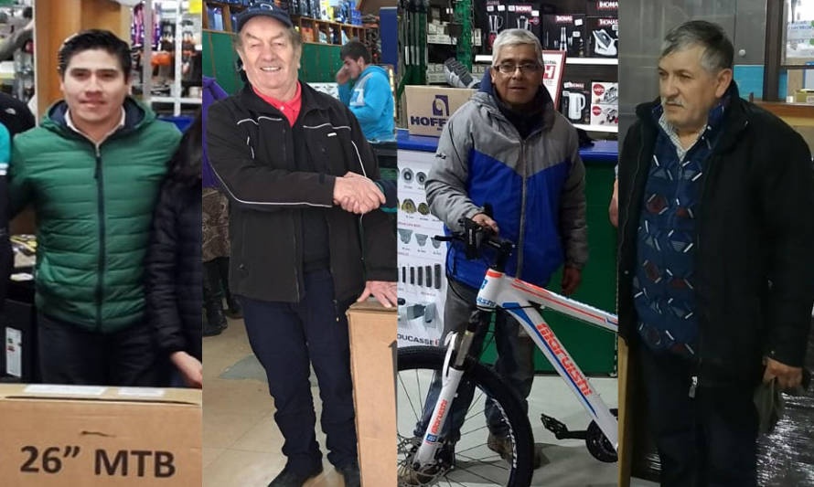 Concurso Súper Papá 2019: Ferreterías Harcha entregó bicicletas a ganadores comunales