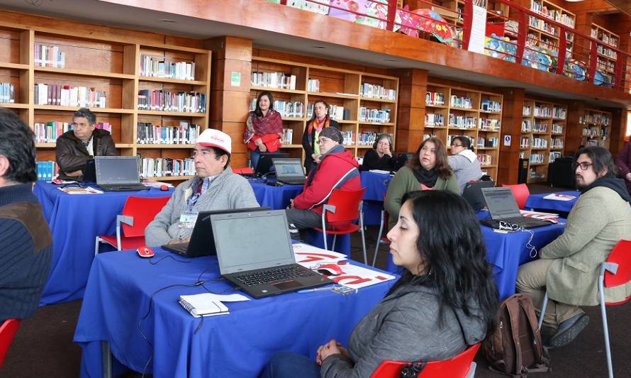 Red de bibliotecas públicas se abre para facilitar capacitaciones de Sence