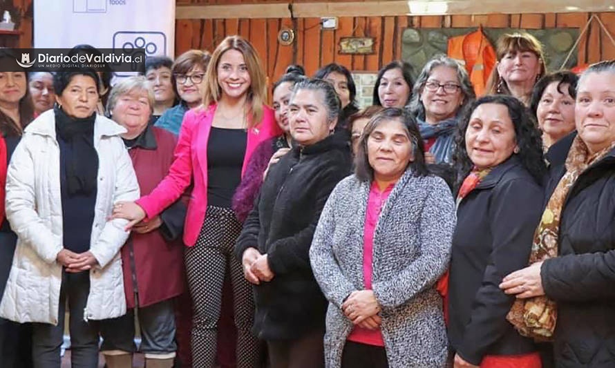 Cien mujeres de Los Rios se empoderan con nueva técnica para emprender gracias a fondo de la Segegob