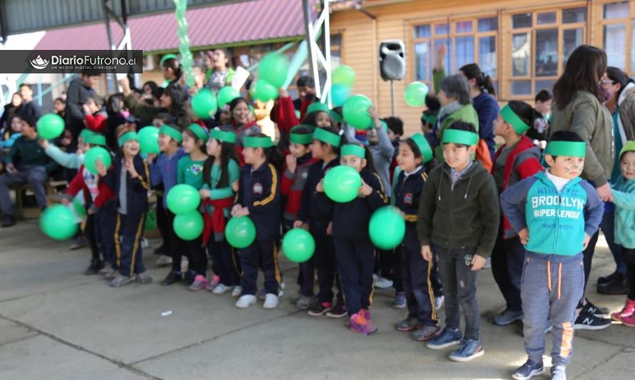 Colegio José Manuel Balmaceda celebró 108 años de historia