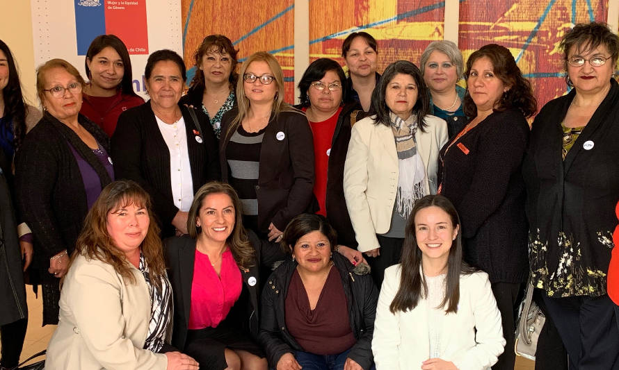 60 emprendedoras de Los Ríos se beneficiarán con Escuelas Mujer Emprende 2019