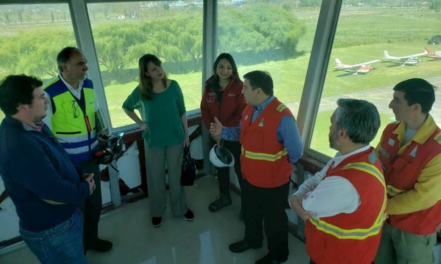 Dirección de Aeropuertos del MOP y Brigada de CONAF se instalarán
en Aeródromo de Valdivia