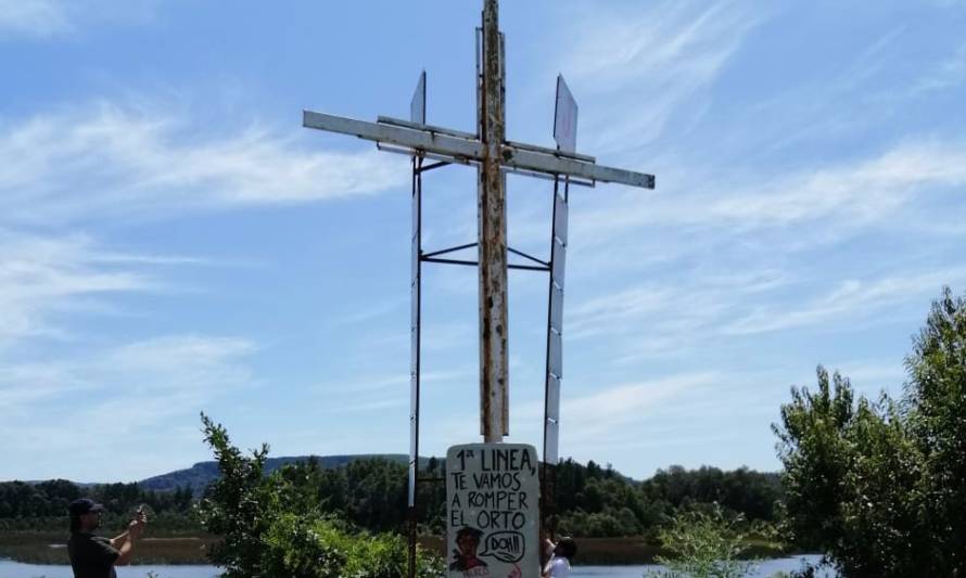 INDH de la Región de Los Ríos condenó rayados y destrucción de mosaico en Memorial Estancilla