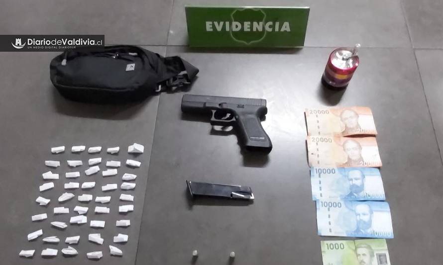 Tres detenidos por microtráfico y porte de arma de fogueo en Valdivia 