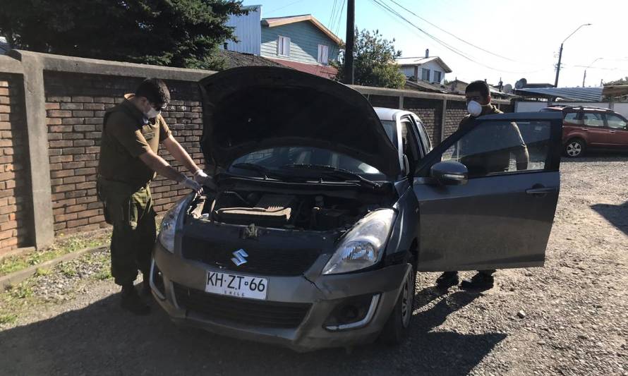 [VALDIVIA] Carabineros detuvo a dos sujetos que evadieron control de tránsito: Conducían auto robado