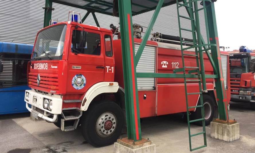 La increíble historia detrás del nuevo carro aljibe de los bomberos de Pichirropulli