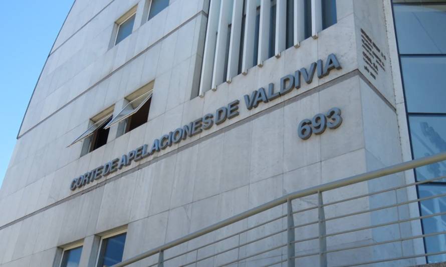 Corte de Valdivia ordena a Ripley dejar sin efecto suspensión de contrato a trabajadora embarazada