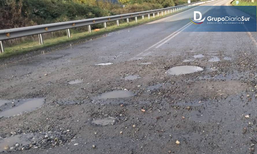 Exigen arreglo de peligrosos baches en ruta Coique-Puerto Nuevo