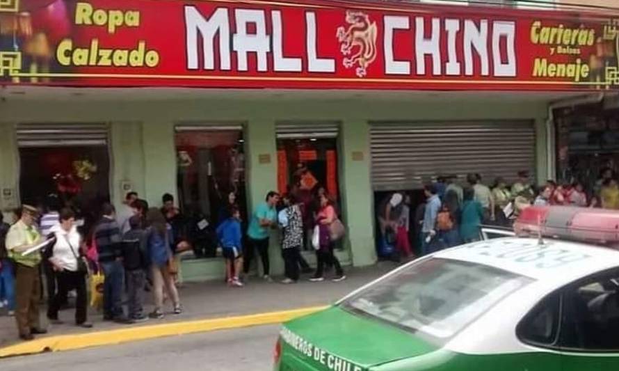 Mall Chino atendía pese a cuarentena en Puerto Montt: 15 detenidos