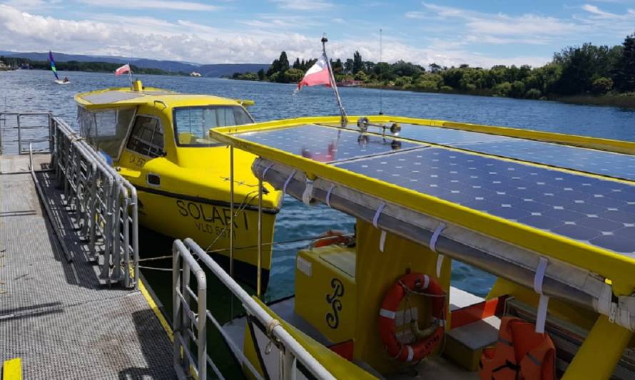 Valdivia: Lanzan primer servicio de transporte público fluvial sustentable del país