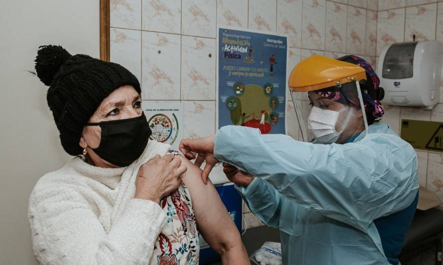 Río Bueno: vacunación por Covid-19 será a domicilio para mayores de 70 años