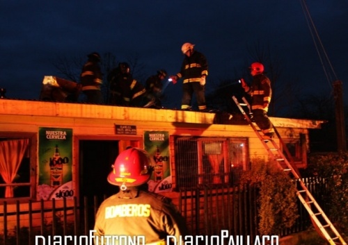 Incendio afectó al popular restaurante Chaqueta Amarilla