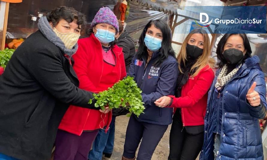 Ministra lideró despliegue Bono Pyme en Feria Chacareros de Río Bueno