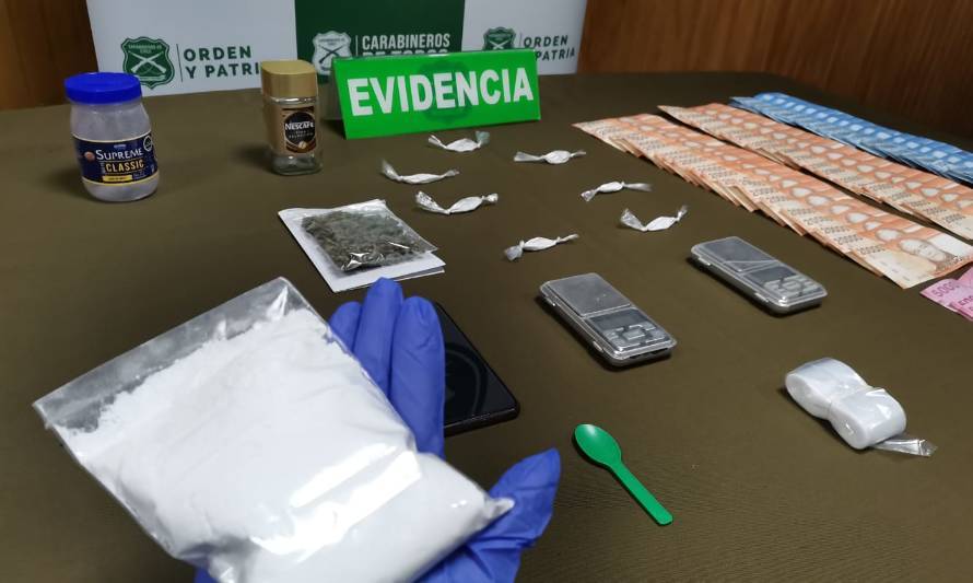 En Mariquina: Detuvieron a 2 sujetos por tráfico de marihuana y cocaína