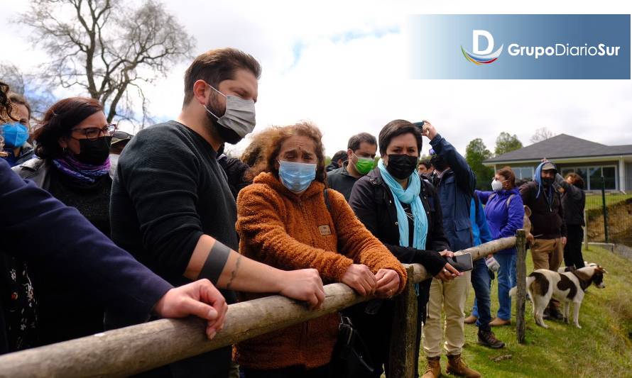 En 2do aniversario del 18-O: Gabriel Boric visitó Los Lagos y Valdivia