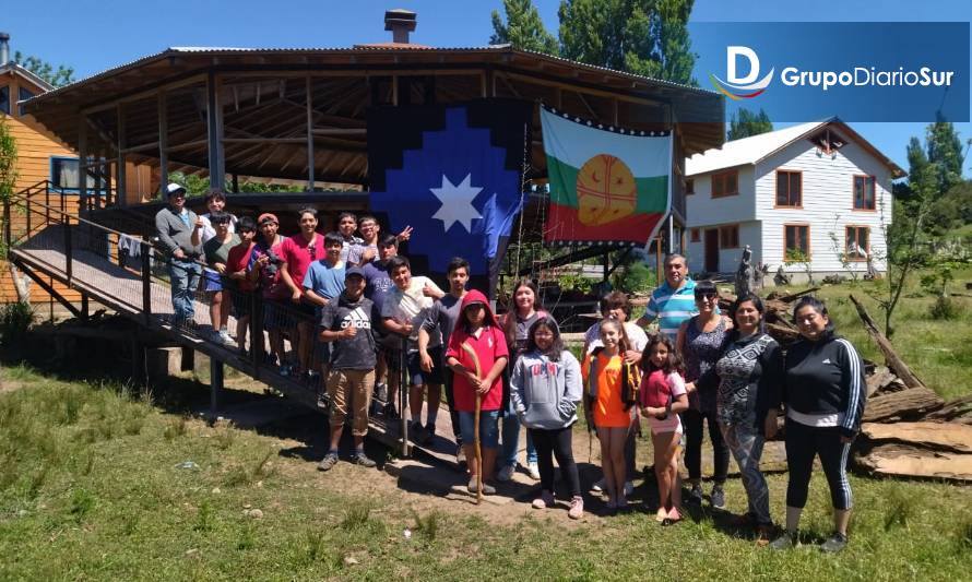 Innovador encuentro intercultural se efectuó en isla Huapi de Futrono