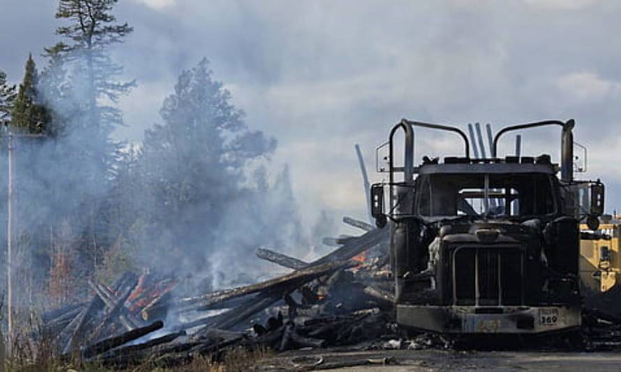 Destacan ley que aumenta penas por incendio de camiones