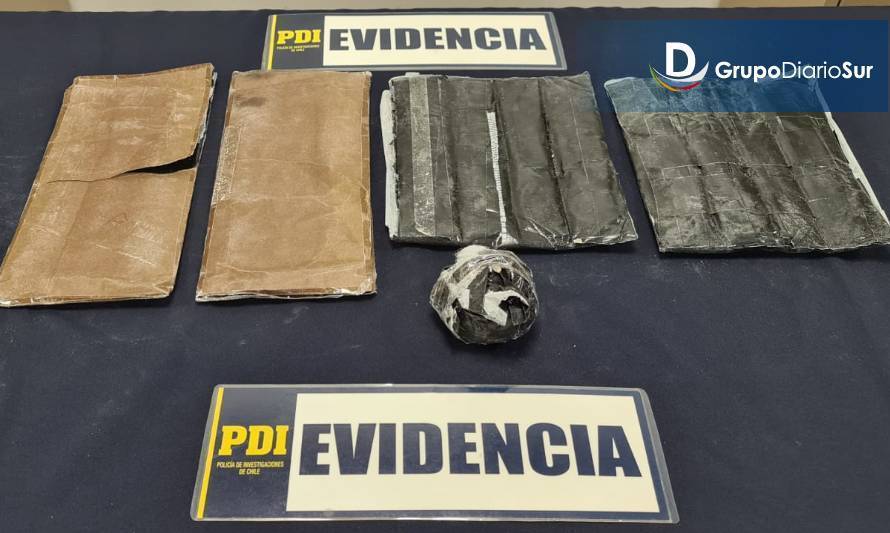 Formalizan a 3 imputados que recibieron encomienda con más de un kilo de MDMA