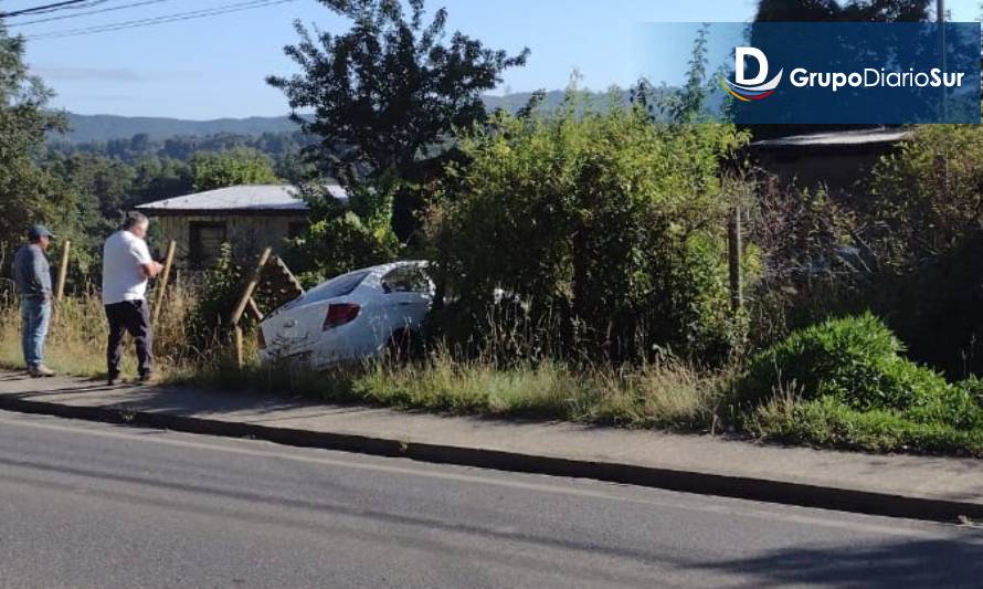 Accidente de tránsito movilizó a unidades de emergencia en Los Lagos