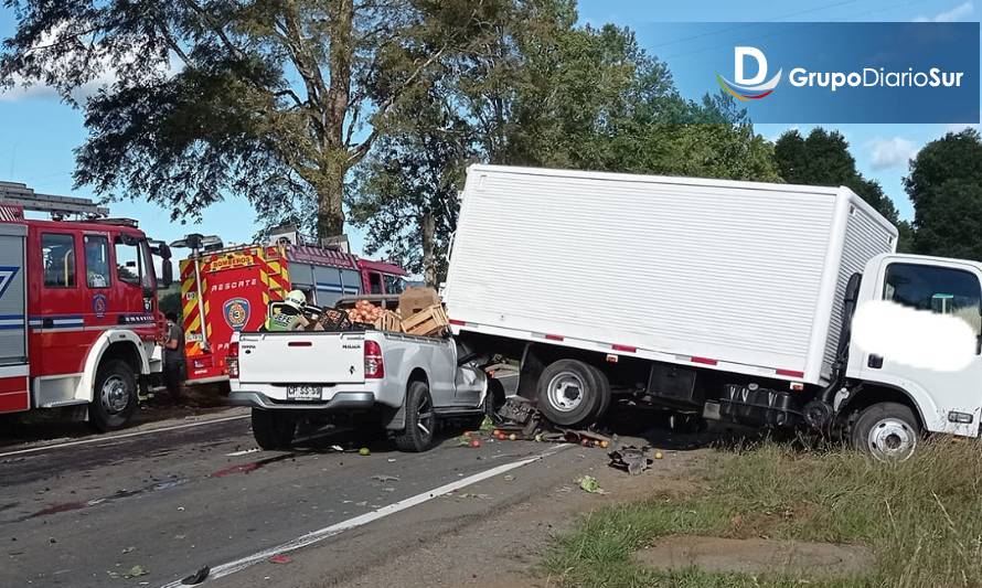 Cuatro lesionados dejó accidente vehicular en Paillaco