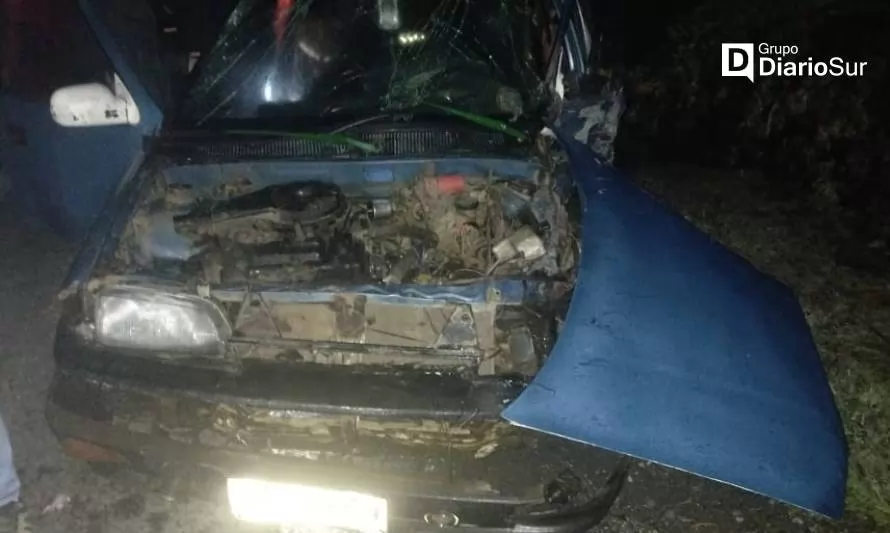 Dos vehículos colisionaron en el sector Unión Chilena en Paillaco