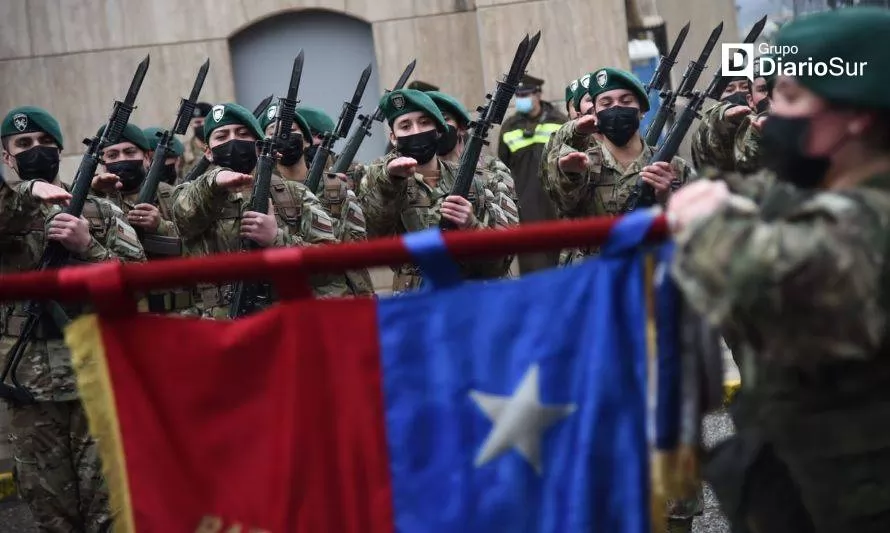 137 militares realizaron su juramento a la bandera en Valdivia