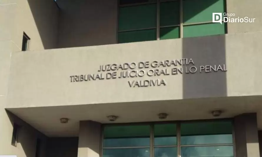 Tribunal de Valdivia condena a suboficiales de Carabineros por apremios ilegítimos